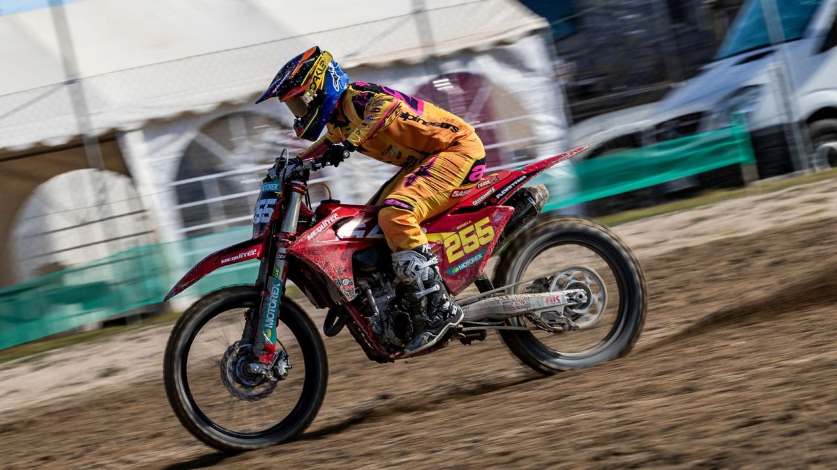 Daniela Guillén muestra velocidad en MX2 en Malpartida pese a una caída en la&nbsp;clasificatoria